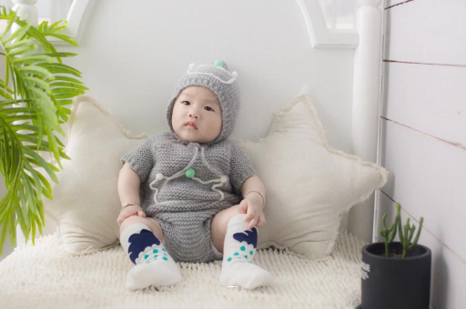 阳江宝宝揉眼睛是怎么回事